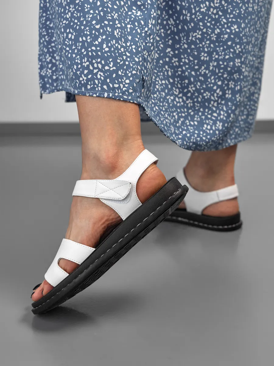 Босоножки женские летние без каблука белые 92AF05-112-1k