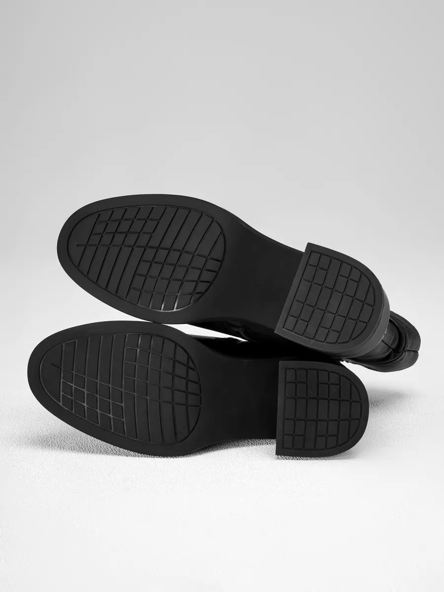 Cапоги женские зимние натуральная кожа на каблуке черные DZ054-01SY-BL