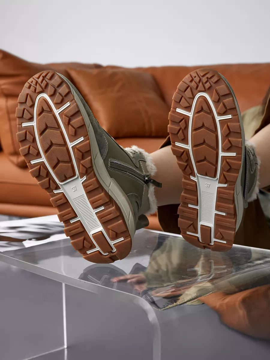 Кроссовки женские зимние натуральная кожа высокие легкие RN207-031