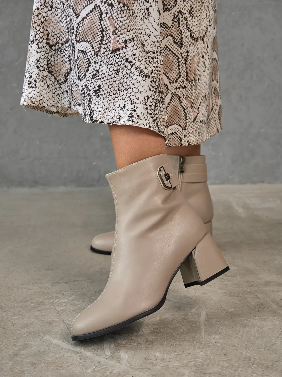 Ботильоны женские демисезонные натуральная кожа на каблуке 51-DBA9-8-108