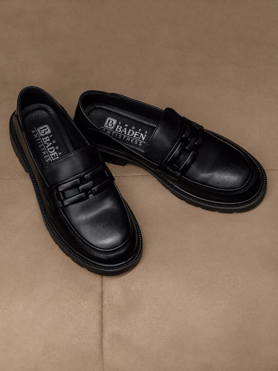 Лоферы женские натуральная кожа осенние черные GC053-010