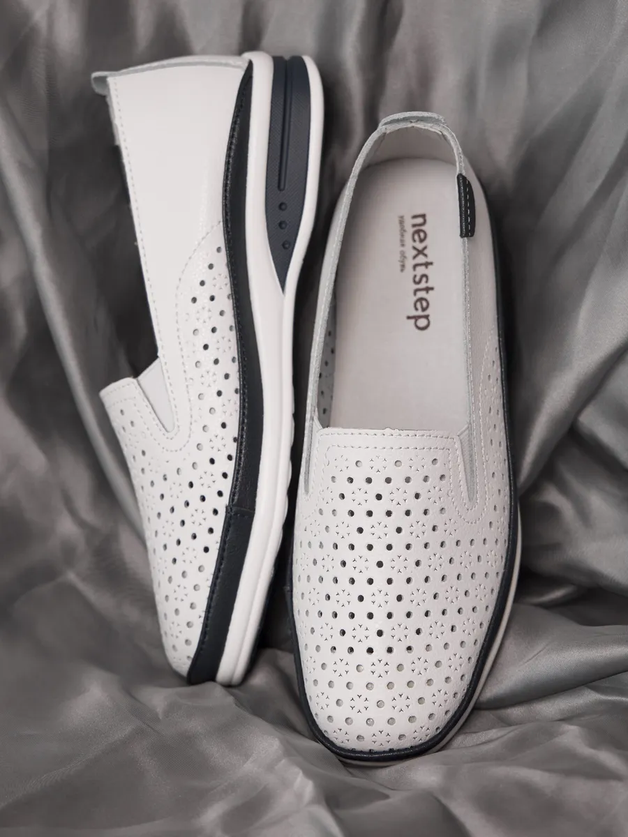 Мокасины натуральная кожа с перфорацией CN022-011B